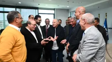 هاني أبو ريدة يلتقي مجموعة من أندية الجمعية العمومية